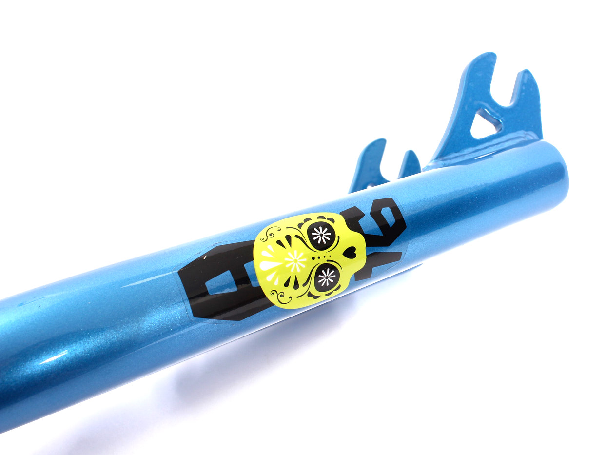 Gabelrohr chrom blau mit Arsenic Muster