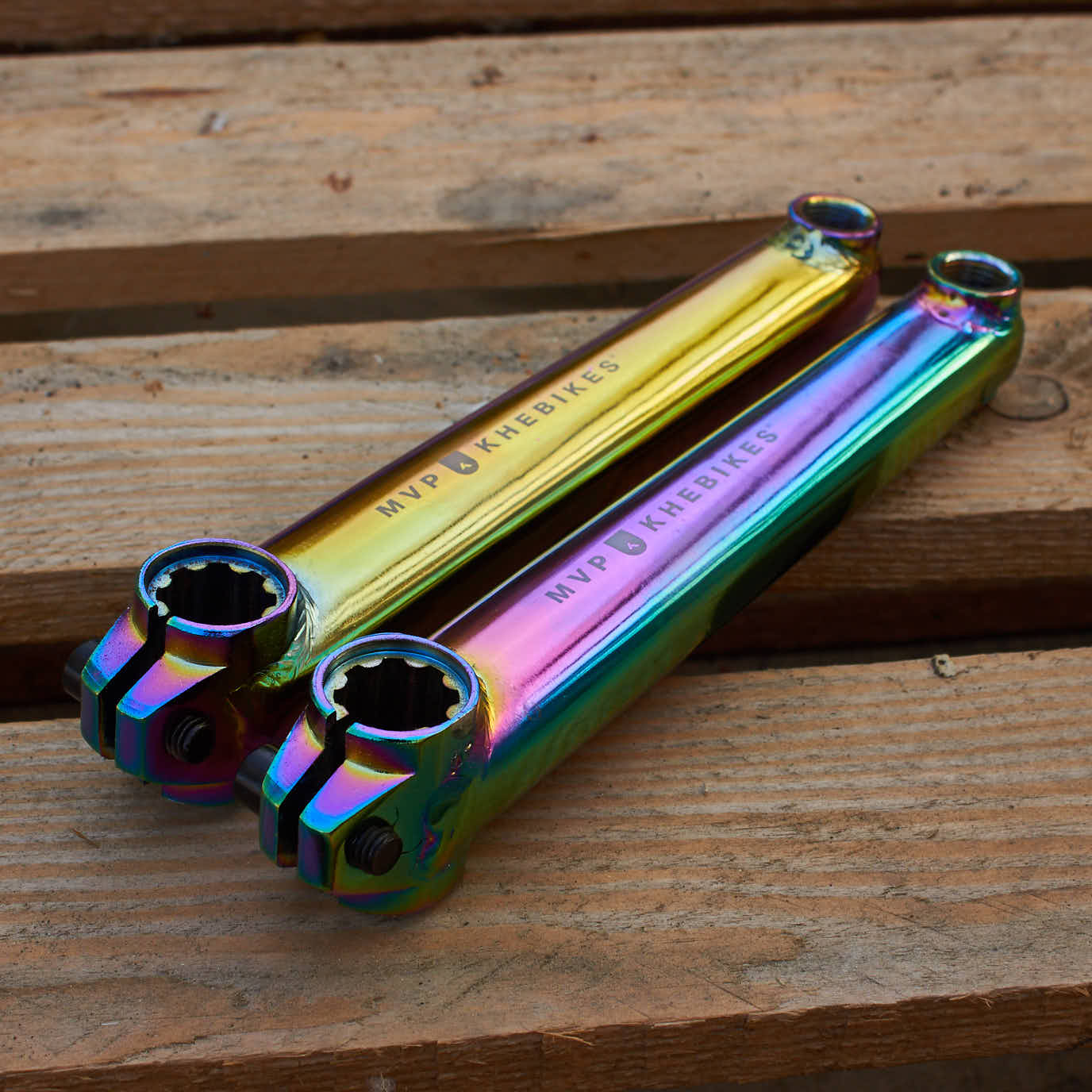 170mm lange Oil Slick Kurbelarme mit Gravur