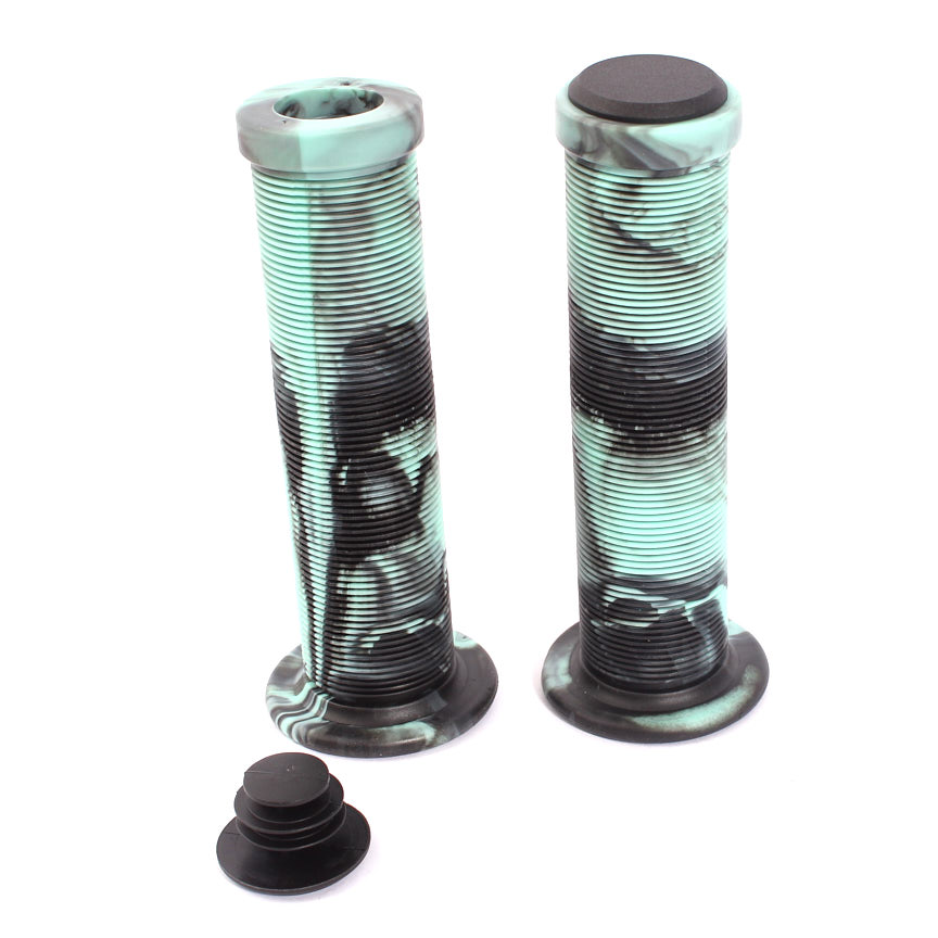 Mintgrün, Schwarze Griffe mit schwarzen Lenkerenden