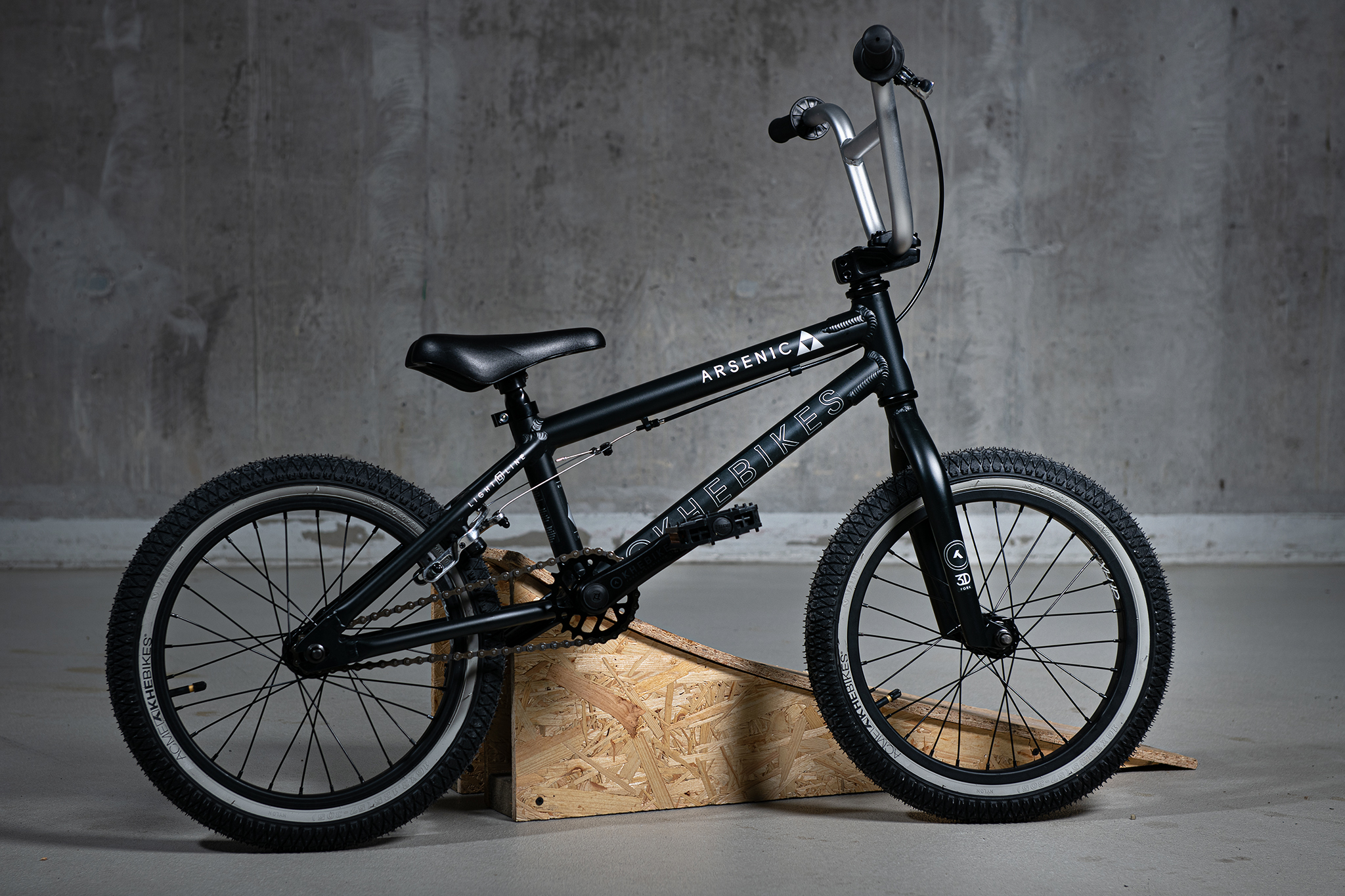 BMX Bike Aluminum KHE ARSENIC LL 16 Inch 17.4lbs