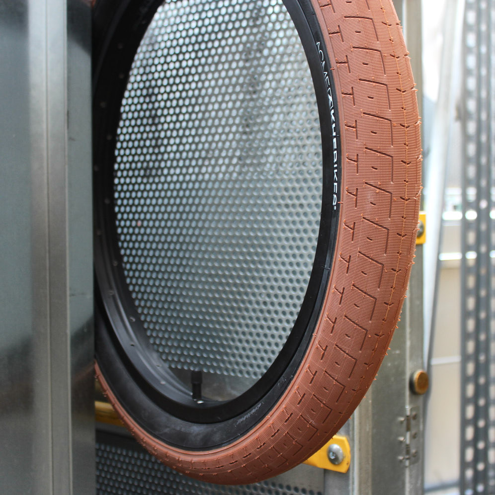 Neumáticos BMX KHE ACME 20 x 2.40 pulgadas